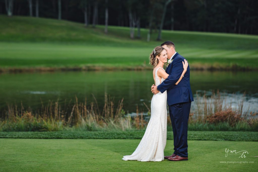 Wedding at Noyac Golf Club-Long Island Wedding Photographer-Yun Li Photography