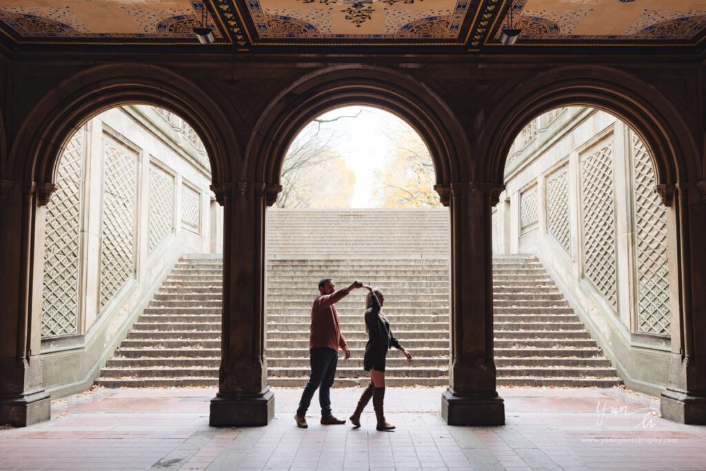 Engagement Picture at Central Park New York - Long Island Wedding Photographer - Yun Li Photography