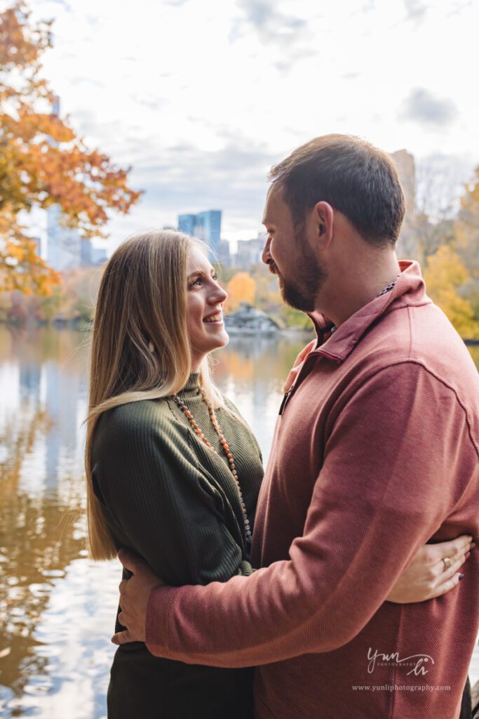 Engagement Picture at Central Park New York - Long Island Wedding Photographer - Yun Li Photography