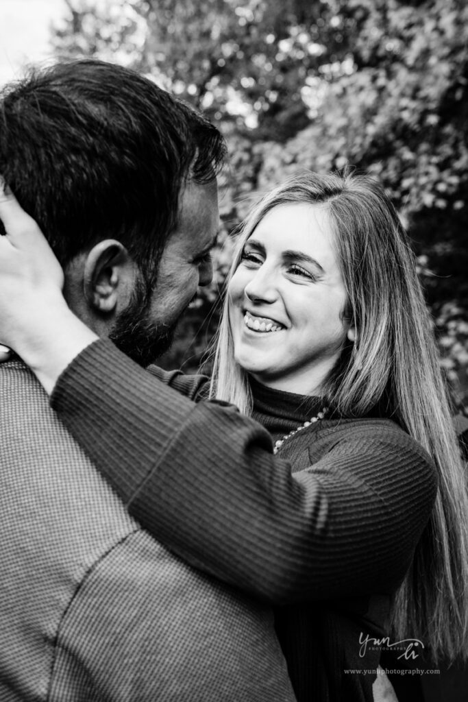 Engagement Picture at Central Park New York - Long Island Wedding Photographer - Yun Li Photography