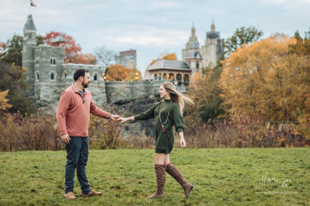 Engagement Picture at Central Park New York - Long Island Wedding Photographer - Yun Li Photography