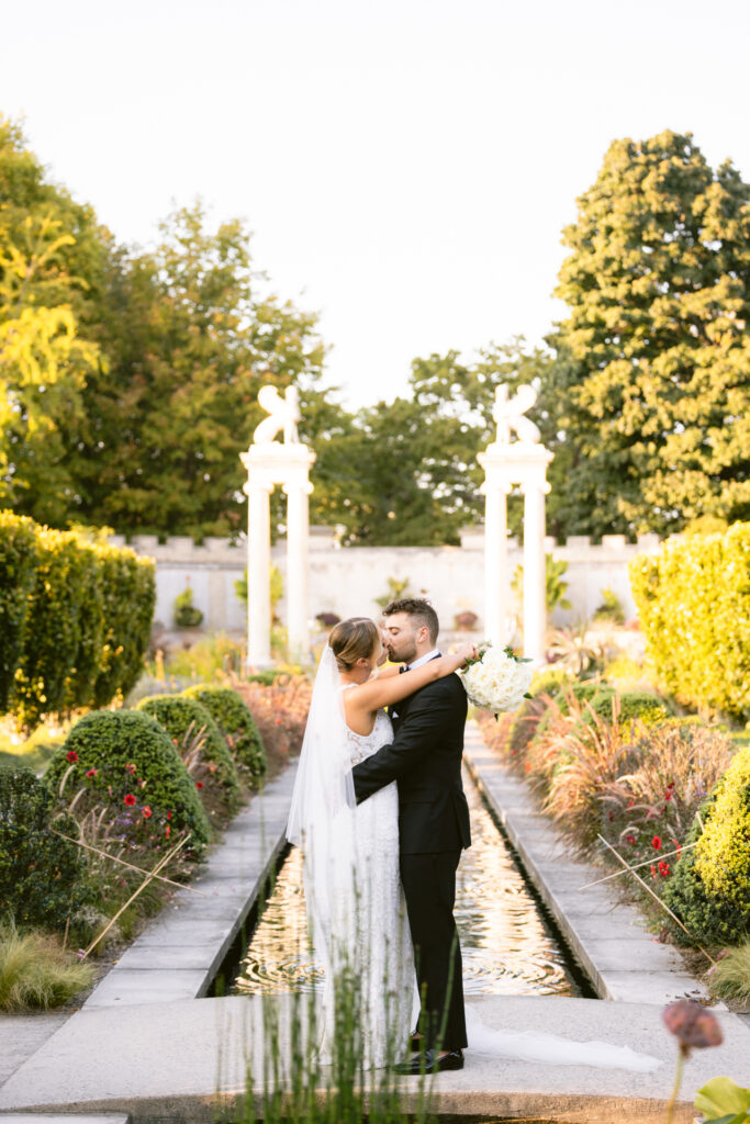 Wedding at Untermyer Gardens Conservancy - New York Wedding Photographer - Yun Li Photography